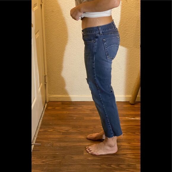 Lucky Brand Women’s Wearable art Jeans Sz 8 - Picture 3 of 10